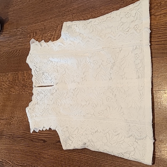 Lace top - Picture 3 of 3